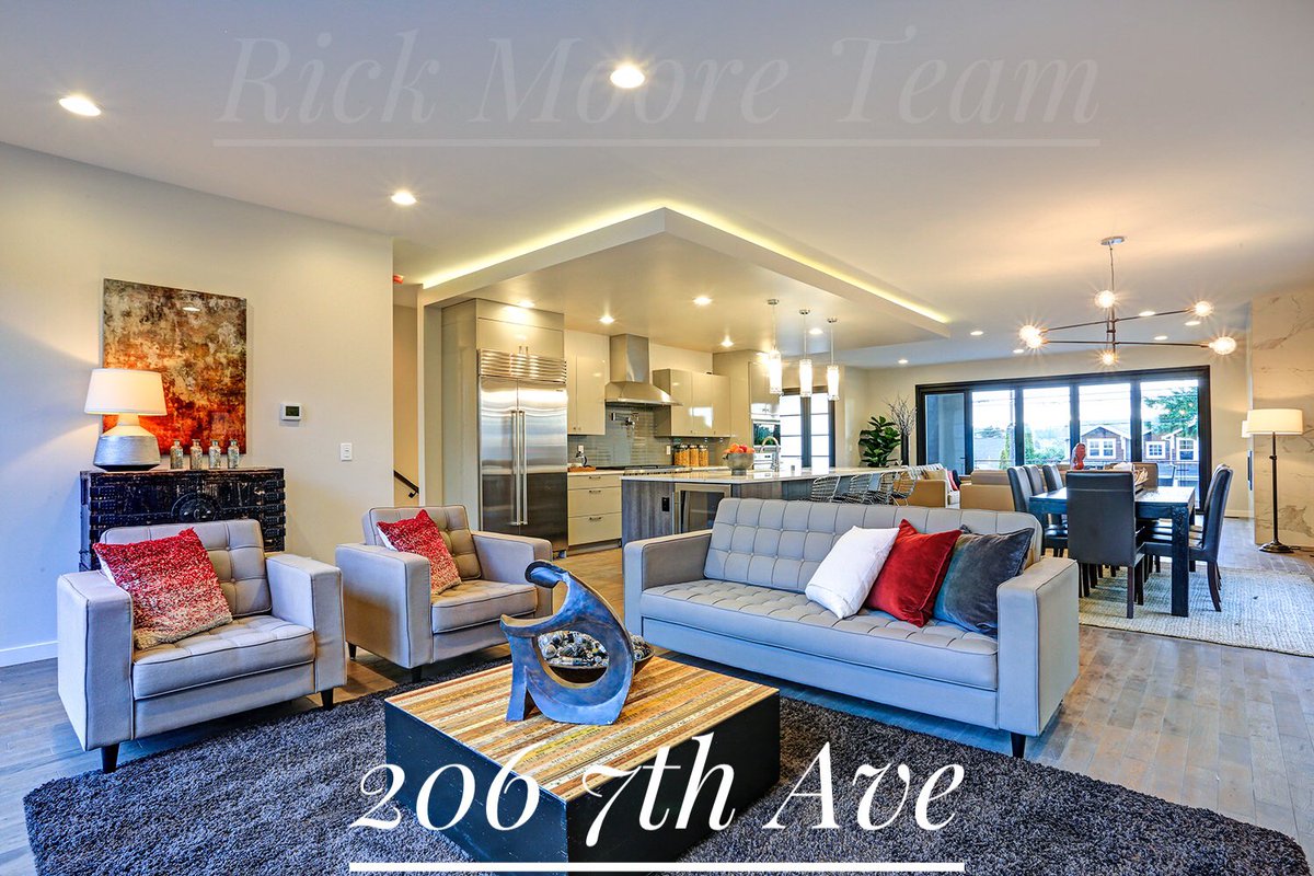 RickMooreTeam's tweet image. #seattlerealestate #seattle #realestate #pnw #realtor #realestateagent #seattlehomes #realtorlife #bellevue #inspiration #luxury #realestatebroker #kirkland #bellevuerealestate #home #realestatelife #luxuryrealestate #washington #luxuryhomes #modern #modernhome OPEN HOUSE 206 7th