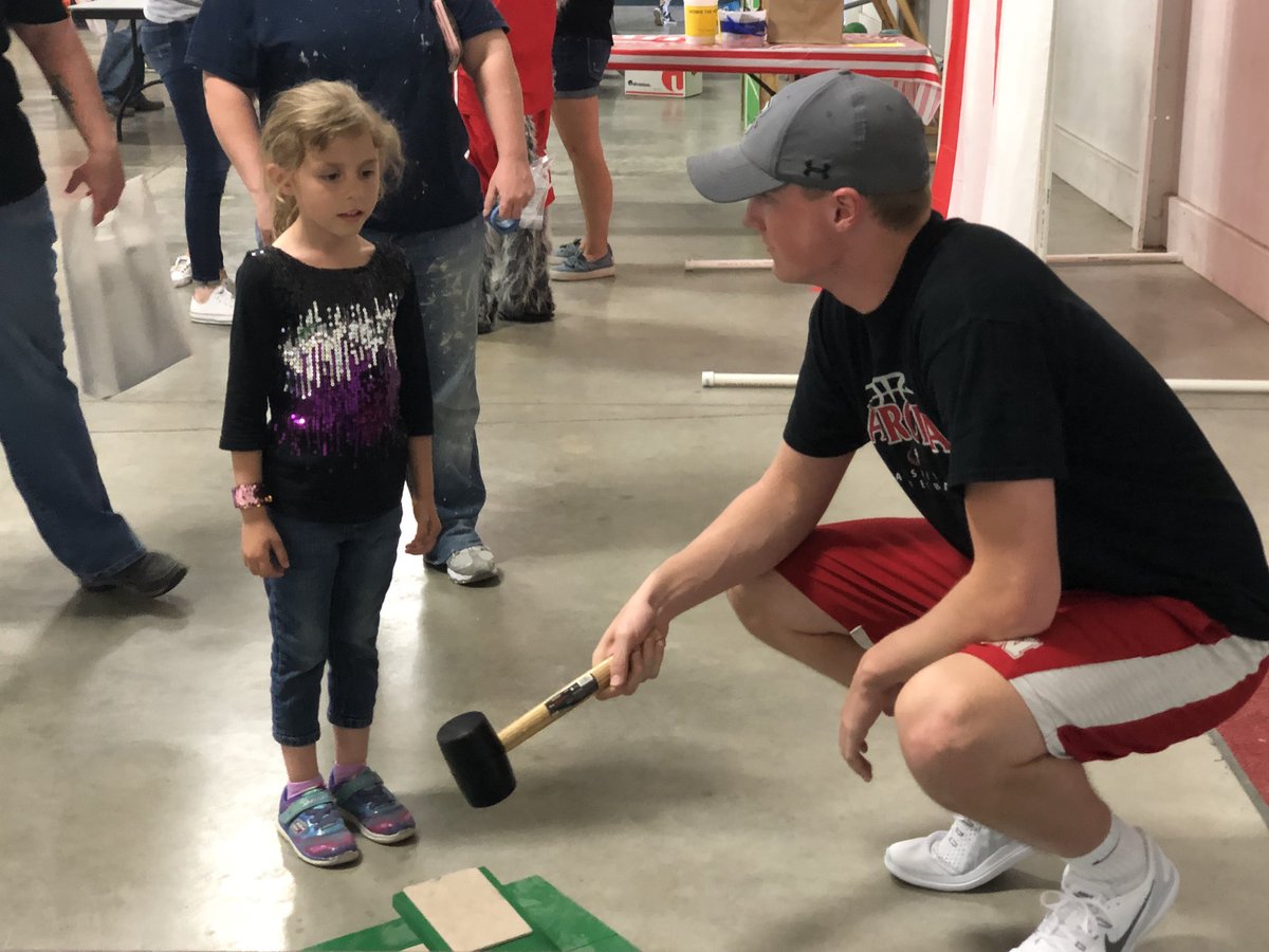It was carnival day! Lots of fun had by all! #aeshuskies #aurorahuskies