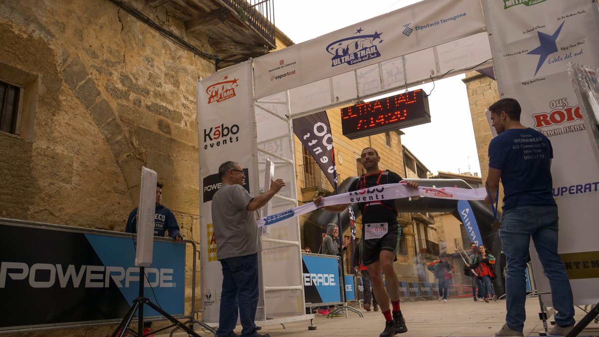 Ja han arribat a  Arnes els tres primers classificats de la Half Trail Estels del Sud 2018:
1 – Francisco Ruiz 7:14:19
2 – Oriol Magriñà 7:30:31
3 – Bernat Gil 7:31:27
#ultratrailestelsdelsud #estelsdelsud <a href="/feec/">Fernanda</a> <a href="/AnetoNatural/">Aneto Natural</a> <a href="/RecuperationSP/">Recuperat-ion</a> <a href="/CocaColaEspaa/">Coca-Cola España</a>  <a href="/RenaultJGARAU/">Renault J.GARAU</a>