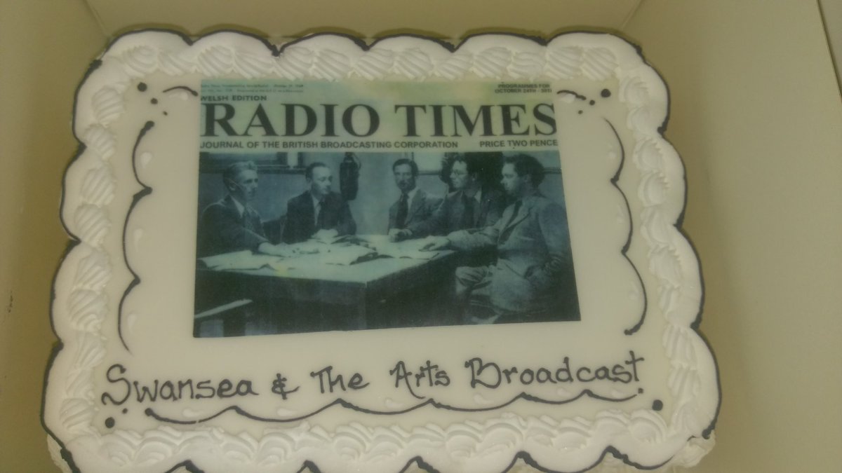 The big day is dawning !! Swansea and The Arts stages tomorrow at 3pm <a href="/dylanthomasthea/">Dylan Thomas Theatre</a> and I can't think of a better way of celebrating International Dylan Day then with a fabulous cake ! <a href="/DylanThomas_100/">Dylan Thomas</a> @ChrisHawkinsUK