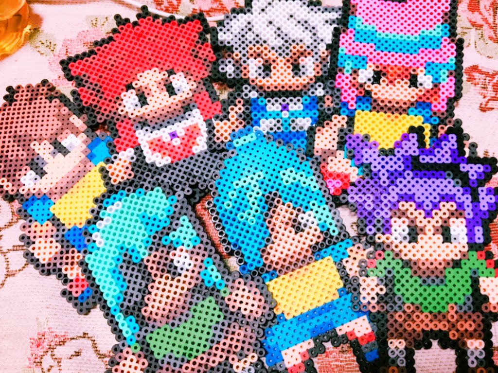 ゲーム画面見ながら作ってるんだけどイナイレのドット絵は色が分かり