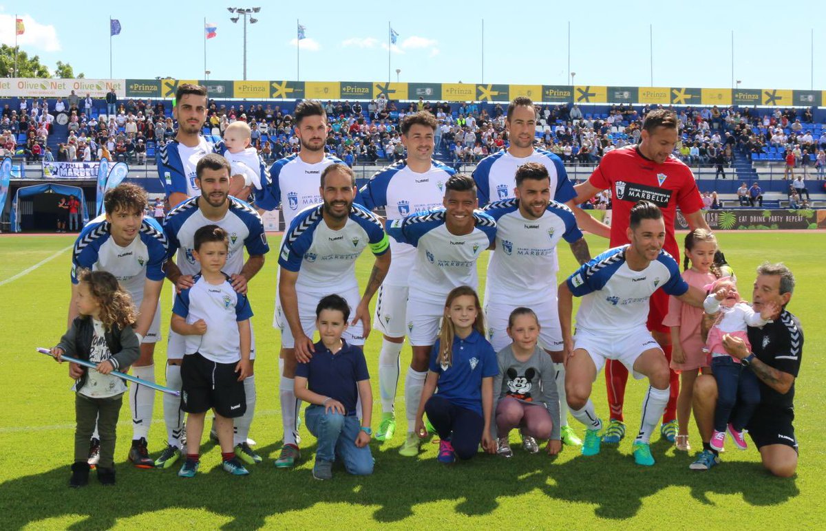 Carlitosjm94's tweet image. Ole ole que ya es sábado señores y señoras! Mañana tenemos una cita muy importante en el Municipal! #yovoyconelMarbella