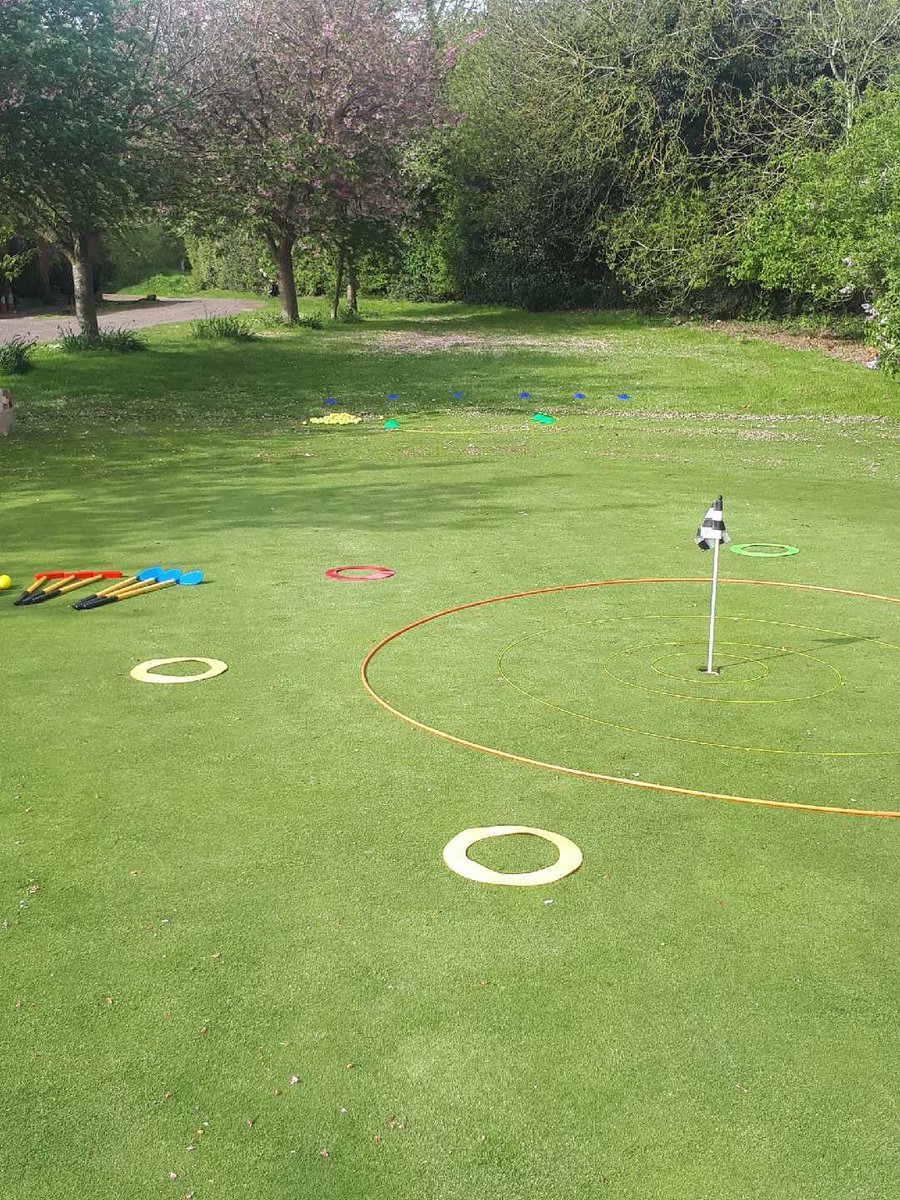 AQUALATE GOLF CENTRE tweet media