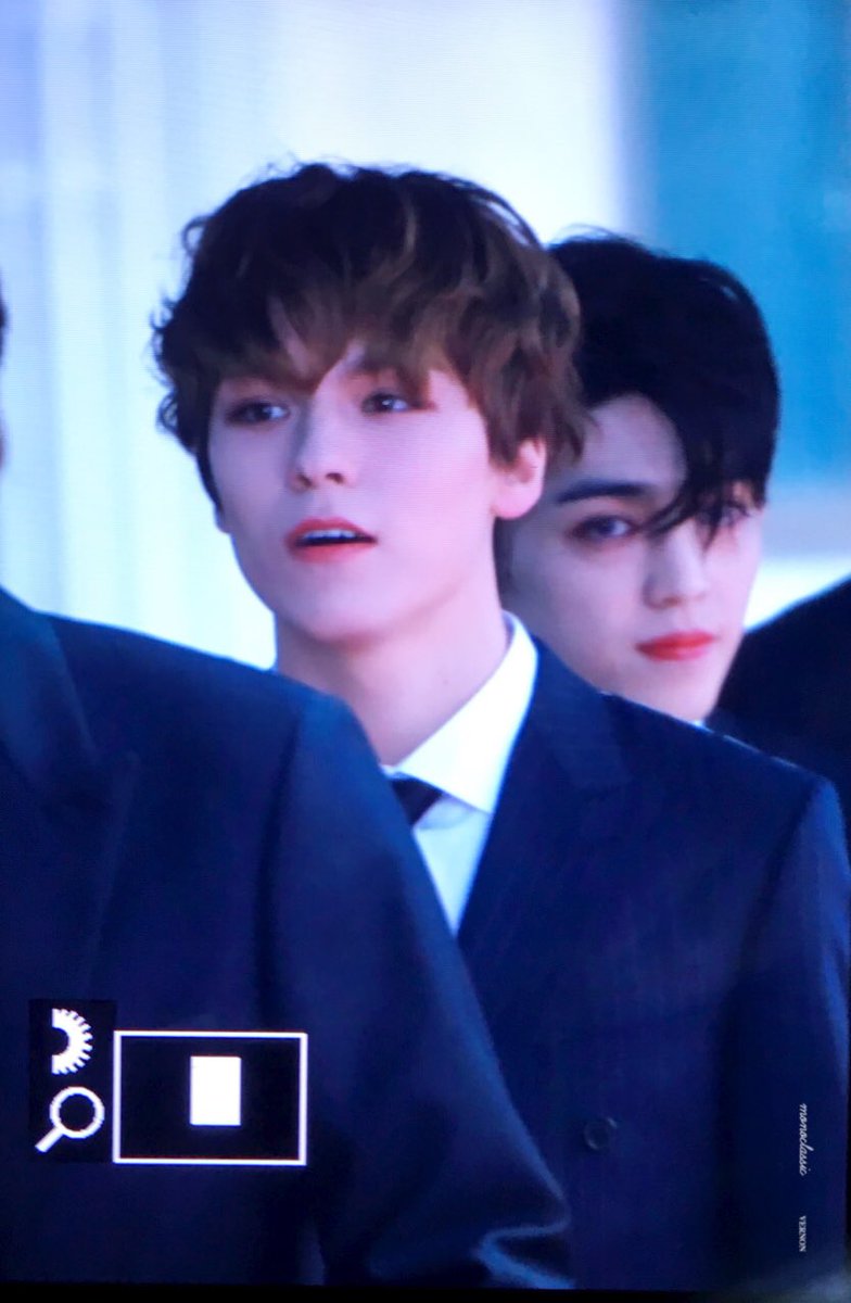 monoclassic_vn's tweet photo. 180512 드림콘서트 레드카펫 

#버논 #최한솔 #VERNON #SEVENTEEN https://t.co/houcvpEoqO