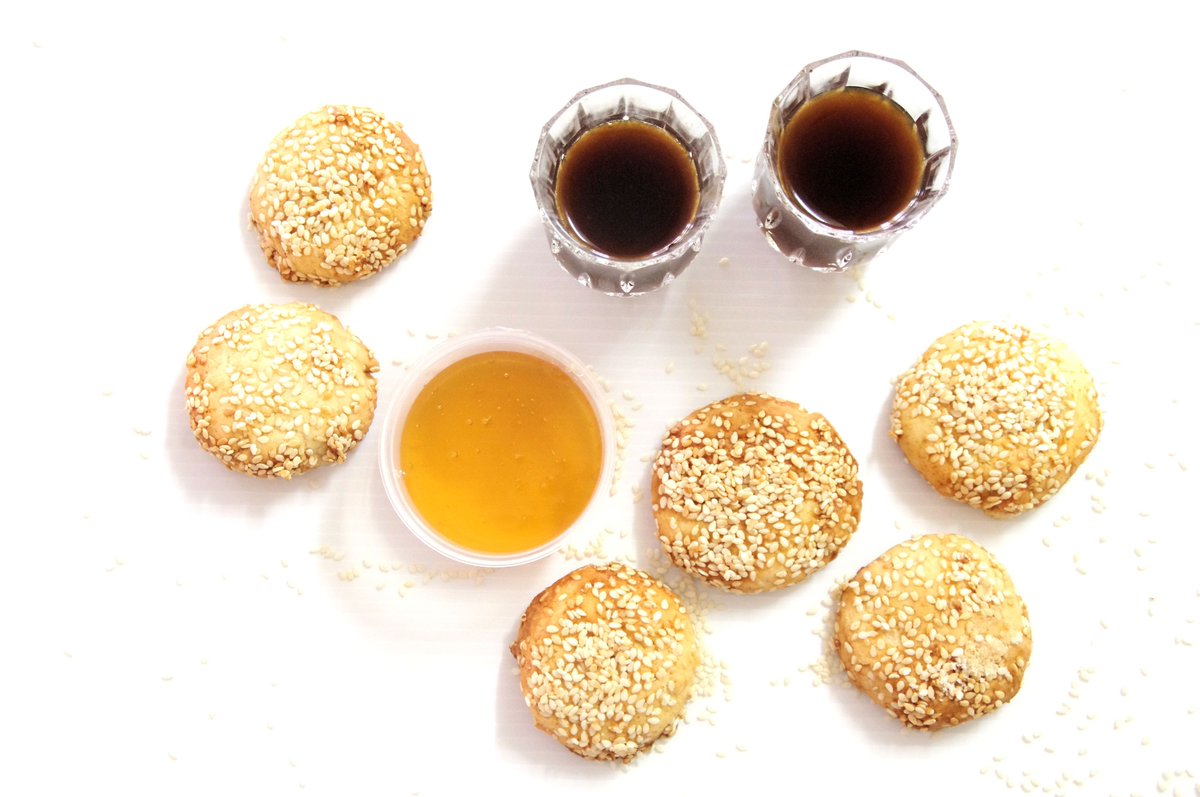 marinashemesh's tweet image. A very easy recipe for Middle Eastern #sesame #cookies
goo.gl/2VdDzv

#lifeinisrael #baking #foodie #sweetsnack #tasteofhoney