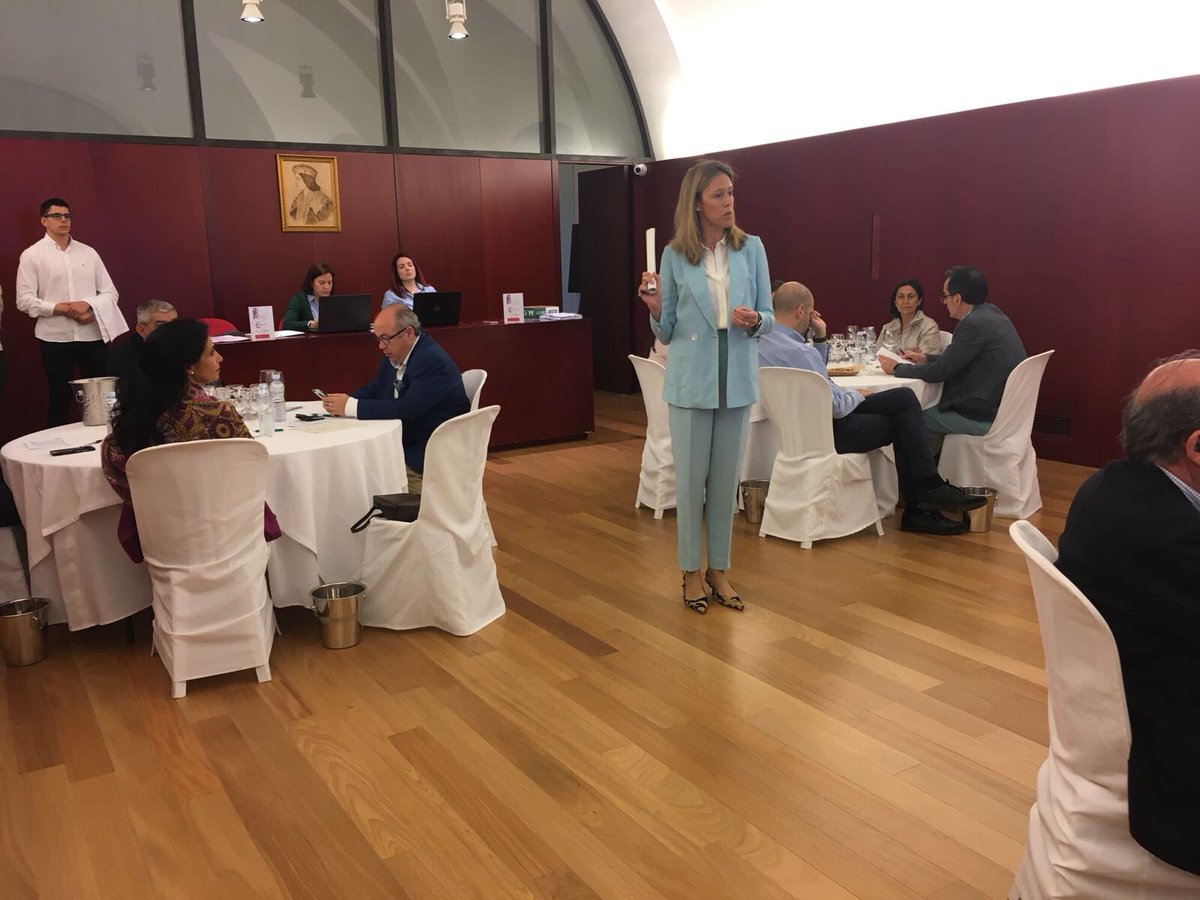vinosdomm's tweet photo. Celebrándose en el Castillo de #Montilla la XIX Edición del Concurso Internacional de #VinosEcológicos #Ecoracimo2018 #MontillaMoriles #organicwines #DiaMovimientoVinoDO https://t.co/oB0WNLmdLE