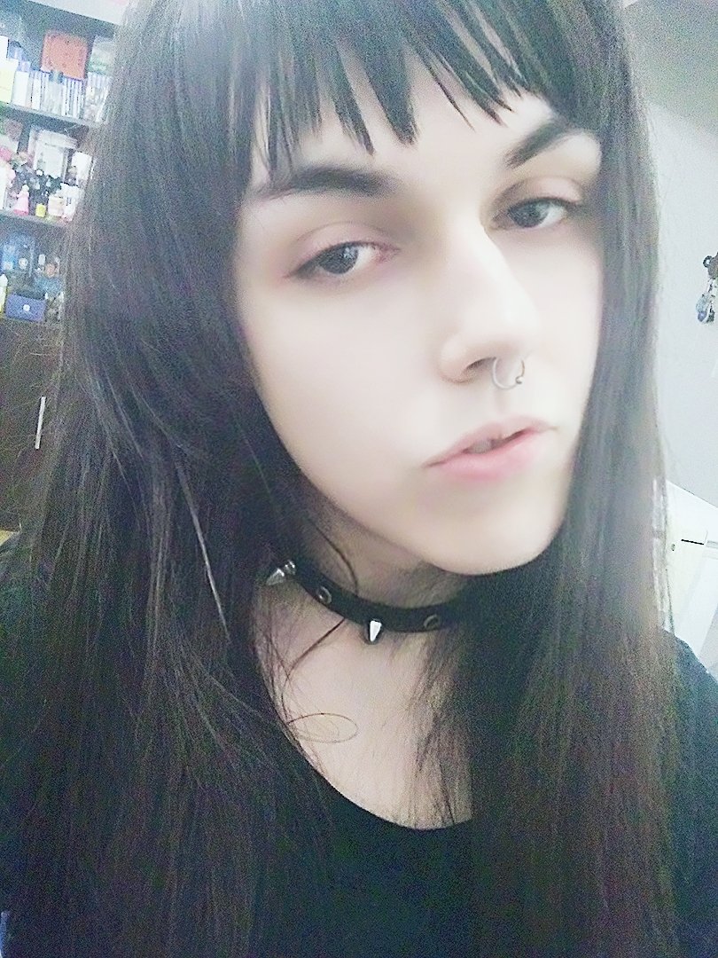 TianiPixel's tweet photo. "haha you're never gonna have a gf, weirdo"

I'm the gf now, losers

#gothgirl #goth #peaktrans #TransIsBeautiful https://t.co/oGSuE5xzMU