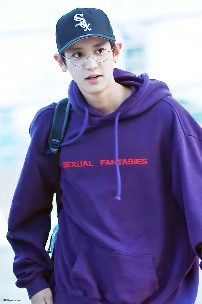จงอวยชานยอลให้มากกว่าที่พี่เขาอวยตัวเอง tweet media