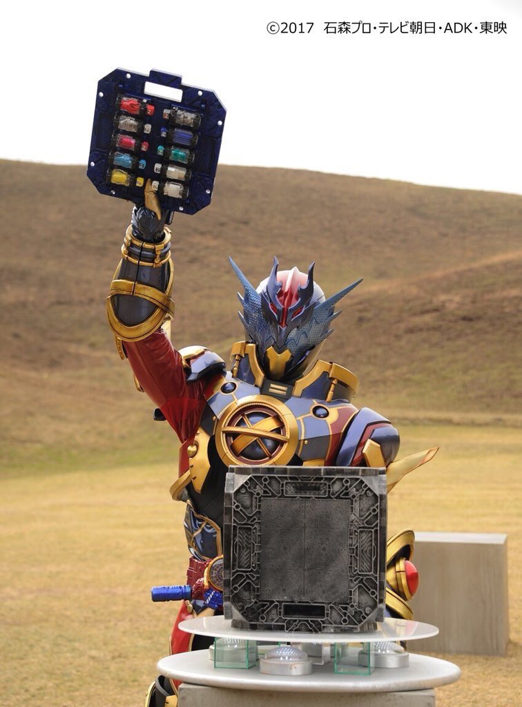 何かを信じようとする万丈龍我 明日は仮面ライダービルド第35話 俺は乗っ取られる ボトルは取られてる パンドラボックスも取られてる 戦兎叫んでる 俺助け求めてる ハザードフォームになってる キードラゴン使ってる エボルフェーズ2と戦ってる 何かを信じようとする万丈龍我 明日は仮面ライダービルド第35話 俺は乗っ取られる ボトルは取られてる パンドラボックスも取られてる 戦兎叫んでる 俺助け求めてる ハザードフォームになってる キードラゴン使ってる エボルフェーズ2と戦ってる