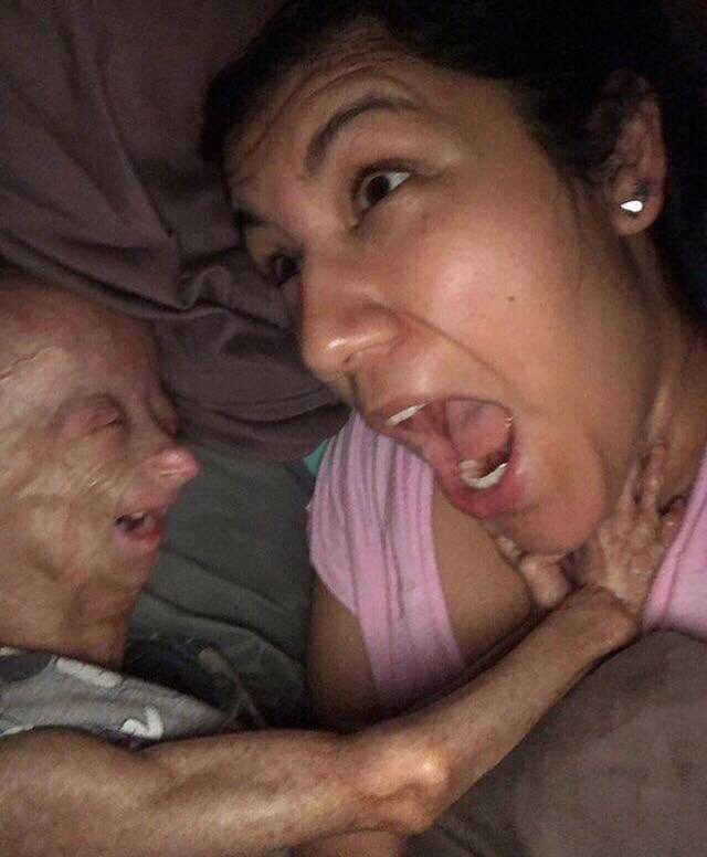 alwayssleepybf's tweet photo. give me your fucking money bihc https://t.co/z3zLtr5eH0