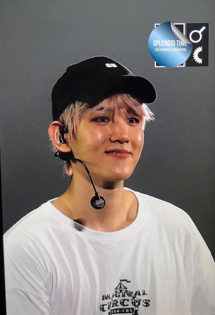 EXO_MyanmarTeam's tweet photo. [FANCAM] 180512 Baekhyun at Magical Circus Tour in Yokohama Day 2
Cr: Splendidtime

#CBX_MagicalCircus #PremiosMTVMiaw  #MTVBRKPOPEXO @weareoneEXO 
#EXO_MyanmarTeam #Admin_Grace04 https://t.co/wrnQfj4a2n