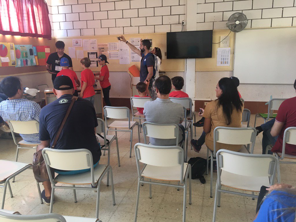 ArenasFP's tweet photo. Los #Tsafad colaboraron este año en actividades de #Lego @LEGO_ROBOTIX @LEGOeducationUK https://t.co/omCrq7apcu