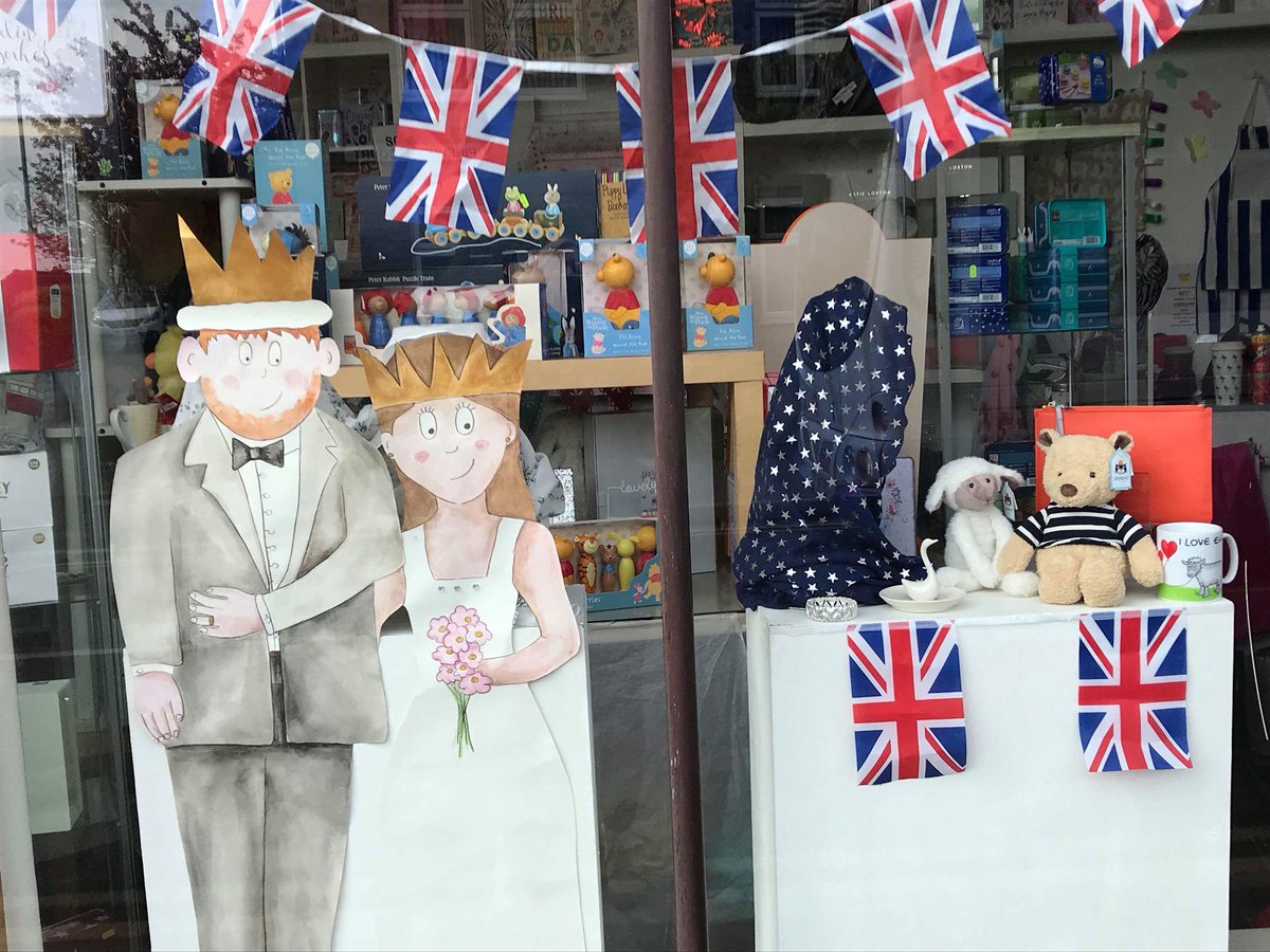 giftlindley's tweet photo. What do you think to our latest window display? Themed on the forthcoming royal wedding.
Prince Harry and Meghan have been hand painted by our very talented member of staff- Michaela. 
I love it!  👑 🇬🇧 https://t.co/OKsxsJyhsa
