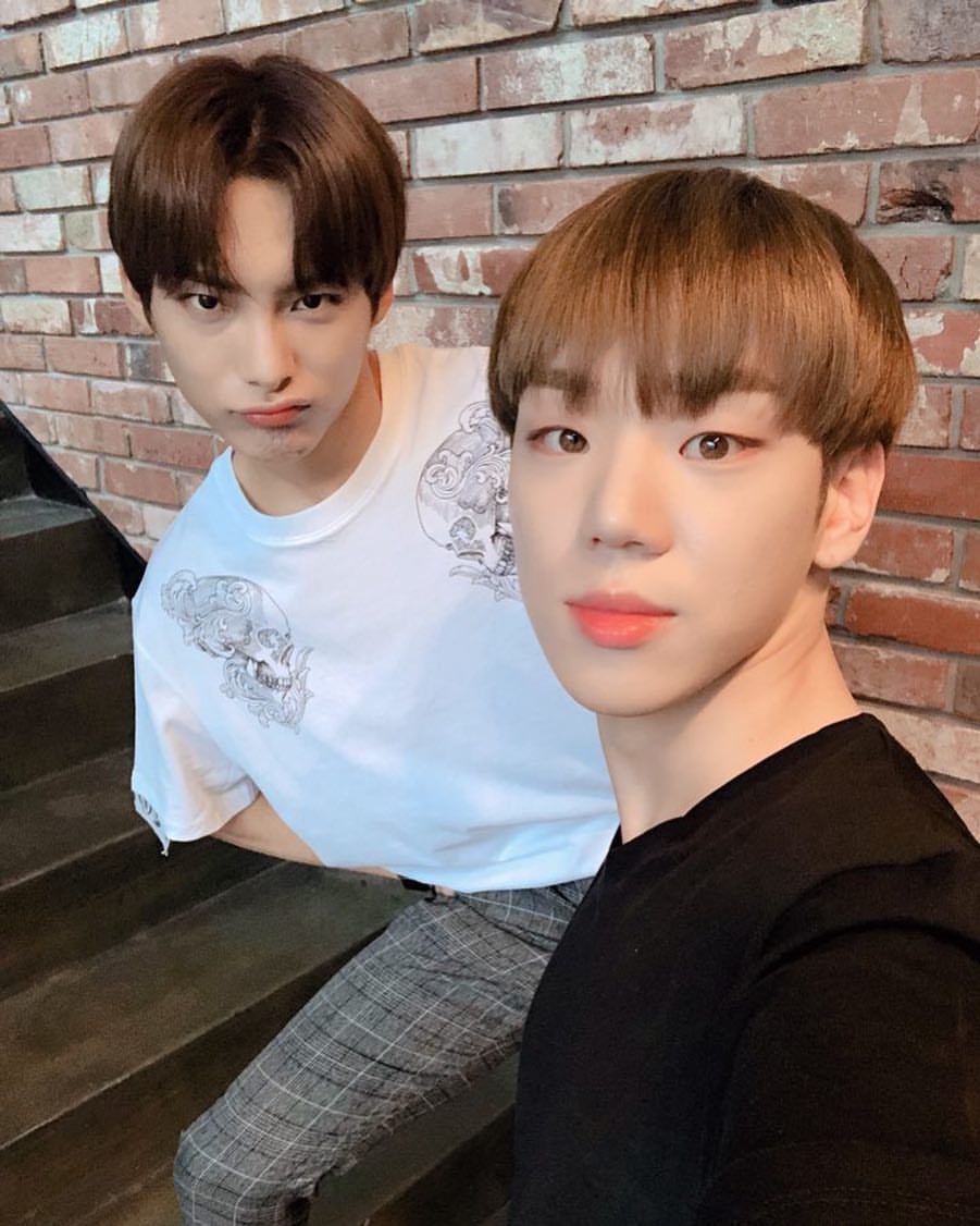 aceturkey7's tweet photo. [120518/TR] A.C.E Instagram Güncellemesi

[#ACE_JASON] Chuk!! Vekil Kwan'ın dönüşünden sonra, bugün Jun'la 2:2 V Live akşam yemeği yayını yapacağız! Tavuk bahsine kalp sayısı yarışı! 
Millet, dans takımına vokal takımından daha çok kalp atacaksınız değil mi?? >< https://t.co/Ms2fNOmjCS