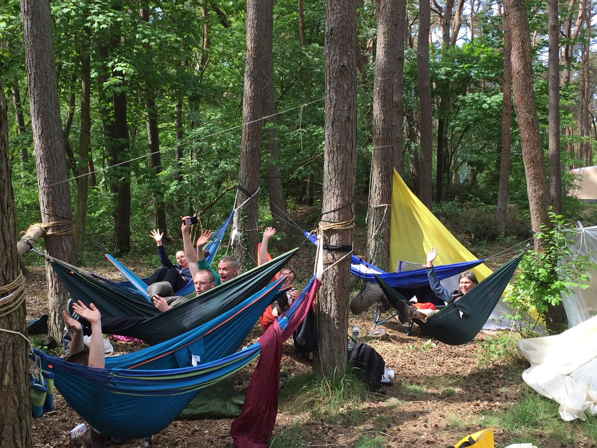 Hangmatten weekend met de leiding <a href="/Naaldenveld/">Scoutingkampeerterrein Het Naaldenveld</a>