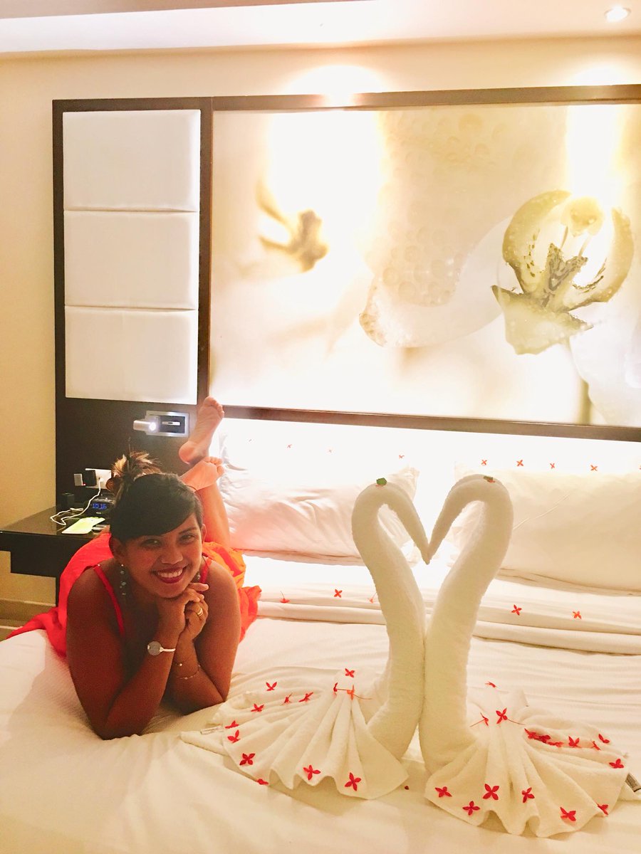 2MonkeysTravel's tweet photo. We said we’re still on our extended honeymoon ❤️   @HideawayRpc #HideawayRPC @GoDomRep #myDR #goDomRep #RoyaltonResorts @RoyaltonPCana https://t.co/04a7B7fzK5