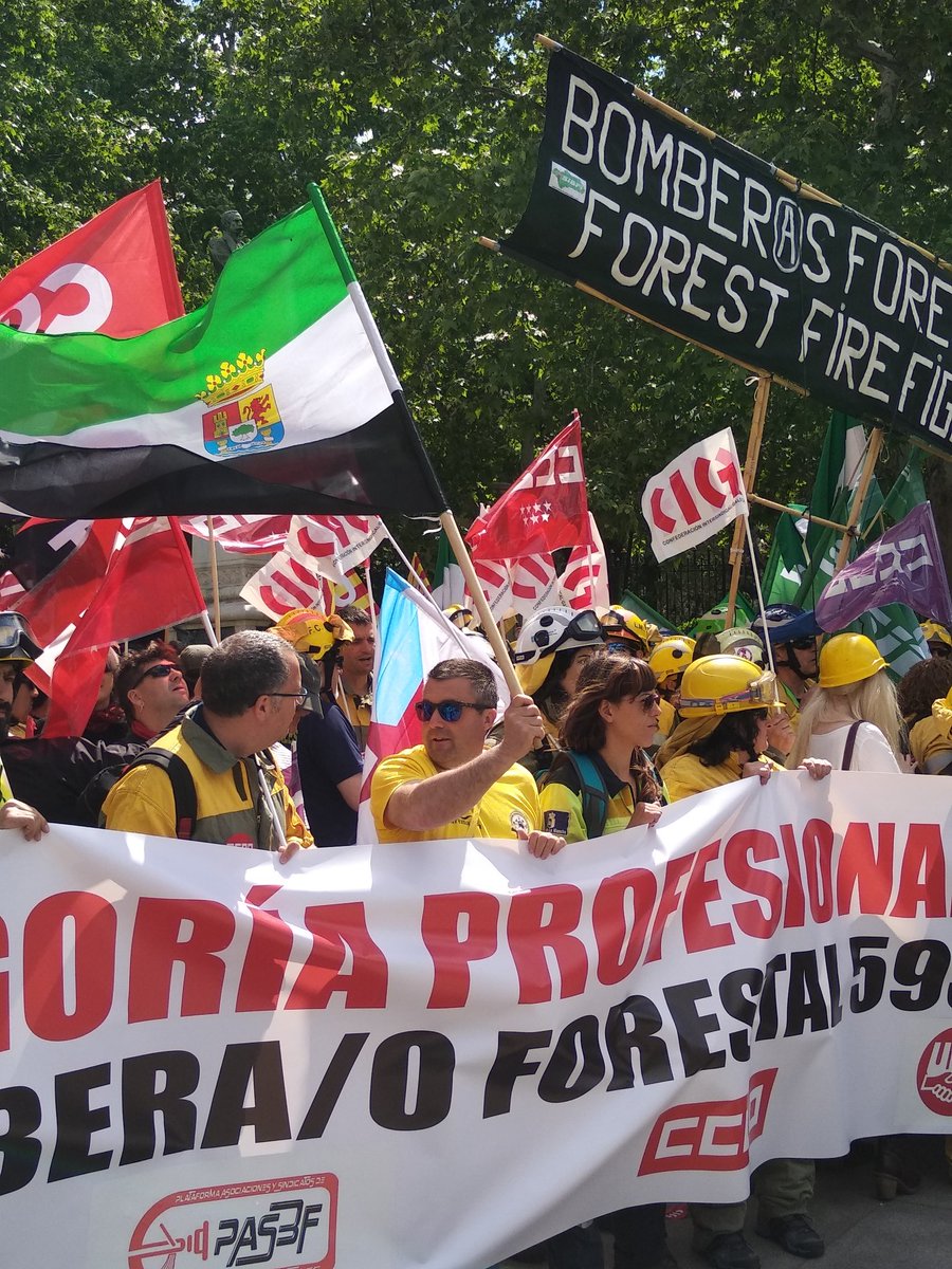 #BomberosForestalesEnLucha #DignidadLaboralAlBomberoForestal #Extremadura