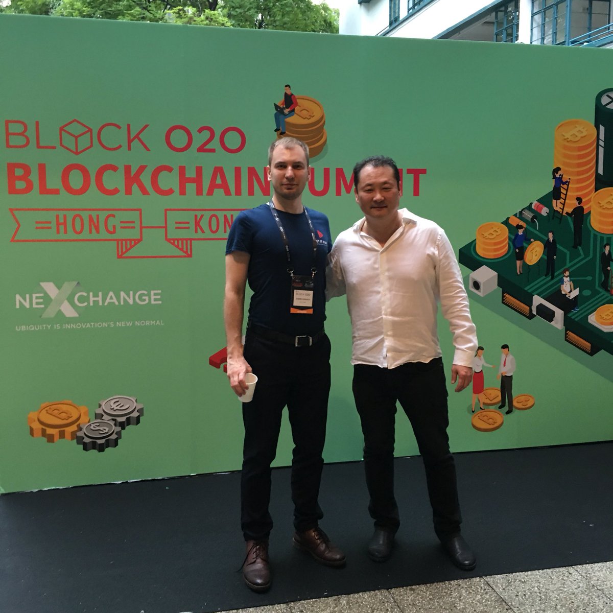 DurakovAndrey's tweet photo. It was a great event in HK! Hundreds of pitches about #letitplay, a lot of connections and new friends)
#letitplay #blocko2o #hk #blockchain https://t.co/pLpe659428