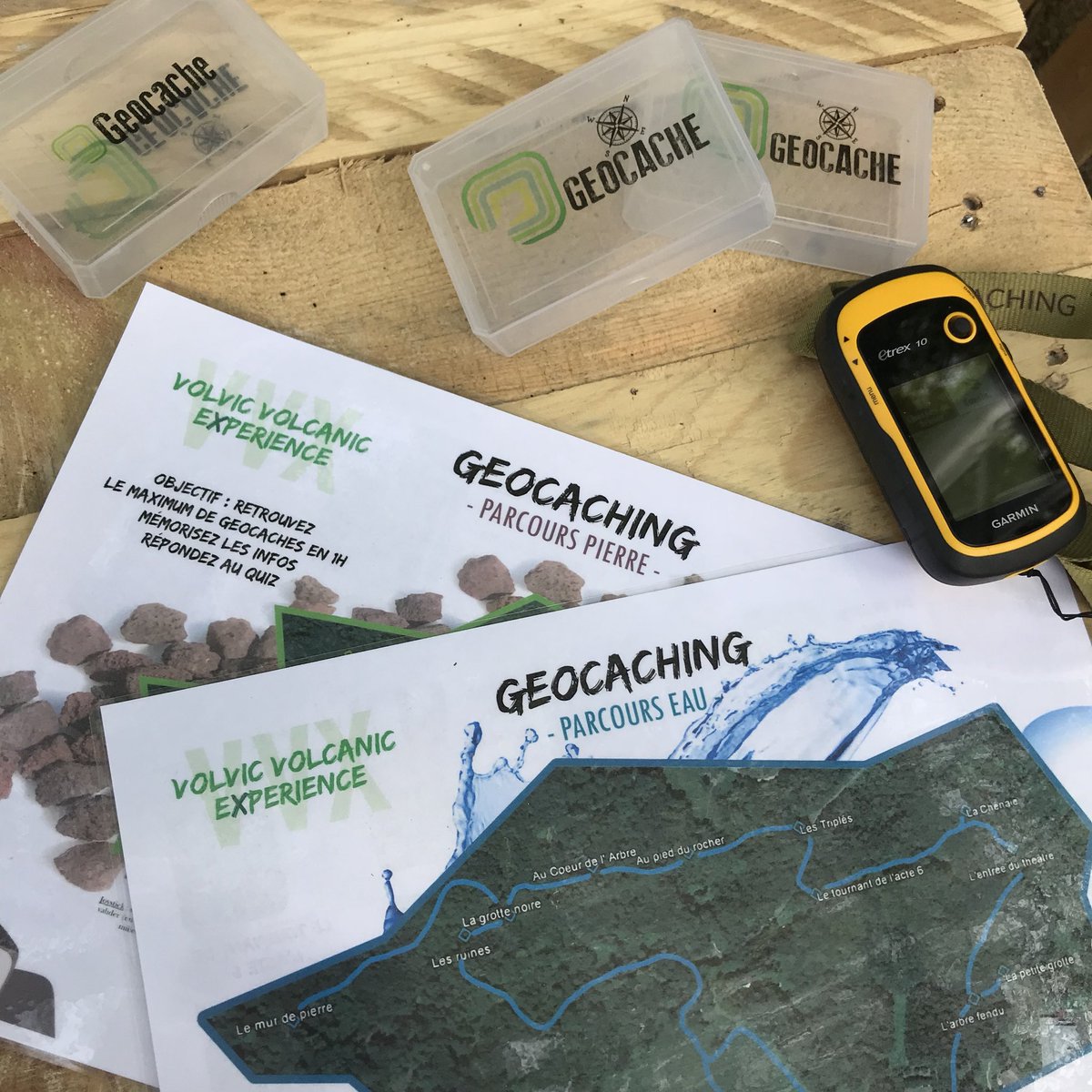 ecocomplexe's tweet image. En direct de la deuxième édition de la VVX !!
Venez découvrir le Geocaching et la nature de façon ludique.
Une vraie chasse au trésor des temps modernes. On vous attend! 
Et en plus on est super sympa. 😎👍🏻 
#VVX #Volvic #Geocaching #Auvergne