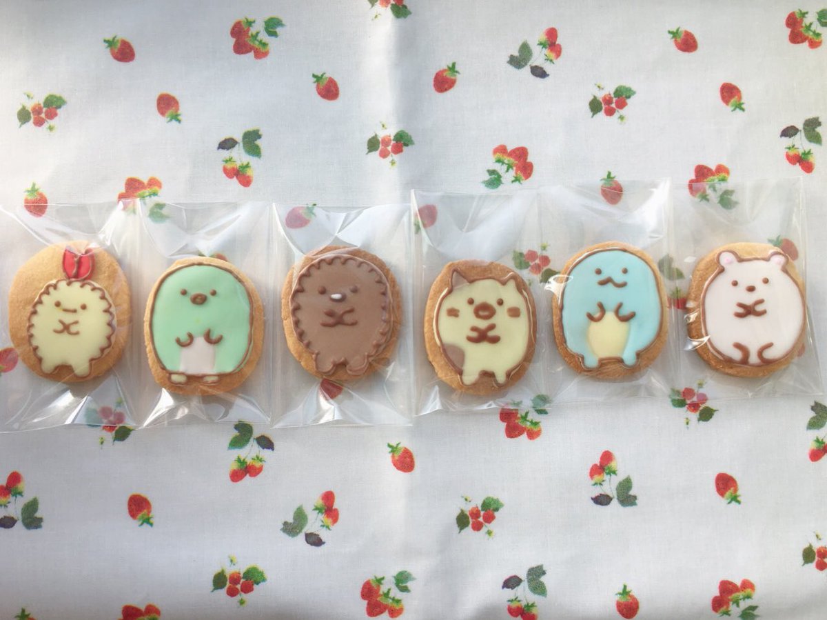 yui05160209's tweet photo. 🍪アイシングクッキー🐣

作るたび上達してる気がする💗
今まで、コルネだと中々上手くいかないから爪楊枝で書いてたけど…
初めてコルネでちゃんと書いたら結構簡単で綺麗にできた😂

今度からコルネ使おーうと💘 https://t.co/mrUj85pkMV