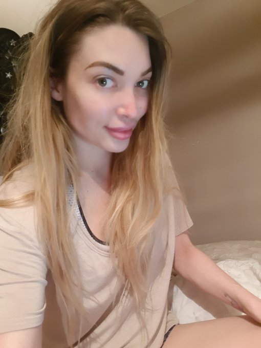 Morning! Hope everyone has a great weekend 😊 https://t.co/MQoCi3qovd<a href="/tag/wedding"class="tags"><span>#wedding</span></a>