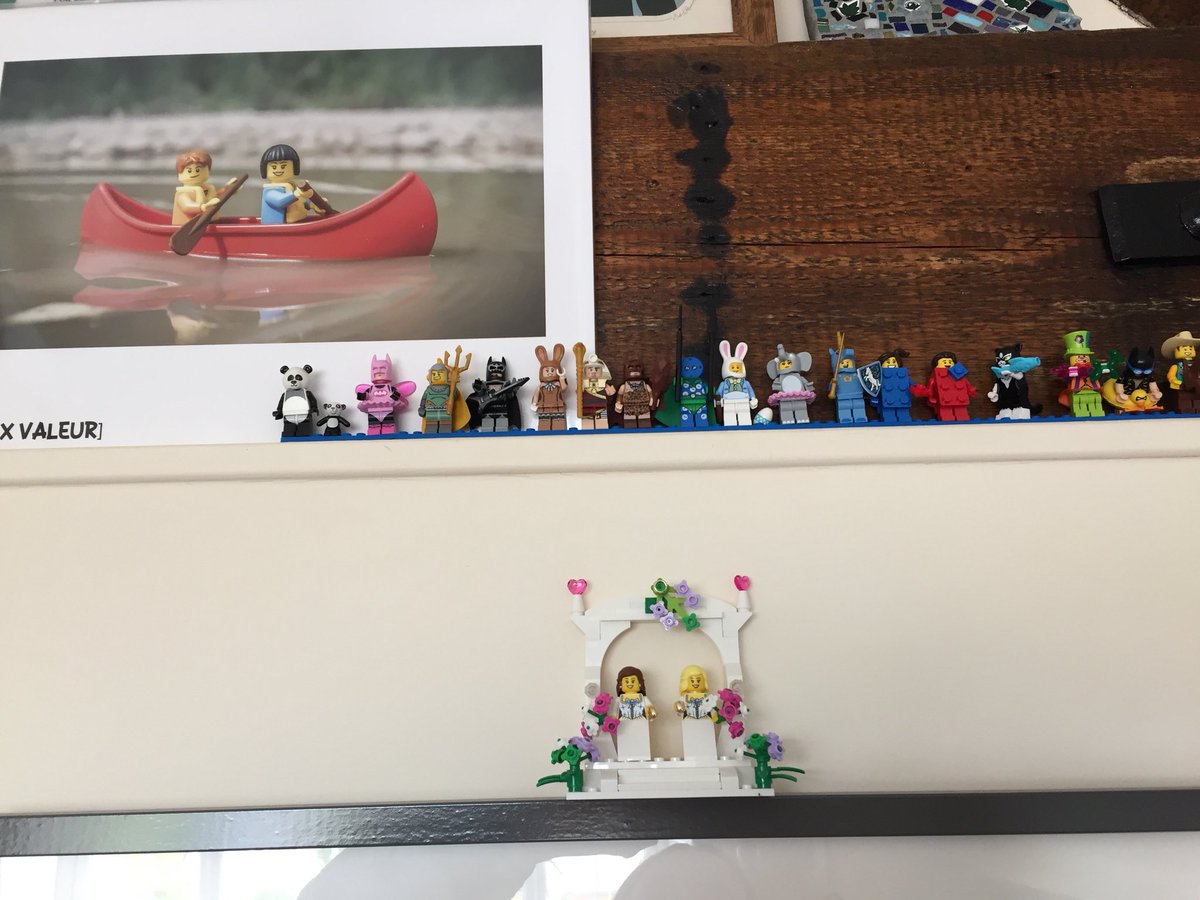 lizziebatch's tweet image. Best wedding gift ever! We are told this is the worlds first same sex 🌈 wedding Lego set made especially at our friends request after discovering Lego only sell heterosexual sets 😔 will you start selling same sex sets now @LEGO_Group? I’m a big Lego fan - as you can see.