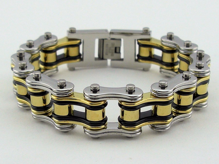 Biker_Patches's tweet image. My popular #StainlessSteel #BikeChain #Biker #Bracelet #Jewelry now comes in 3 sizes with it's own #Leather pouch and an extension!
 qualitybikerpatches.com/product/unisex…