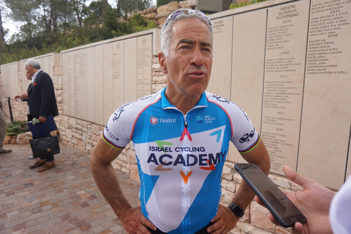 roywallack tweet media