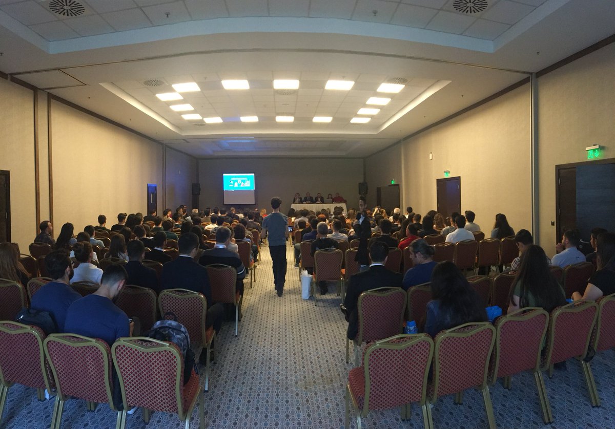 Ali İsmet Ötürk şu anda tecrübelerini anlatıyor. Birazdan soru-cevap bölümüne geçilecek...