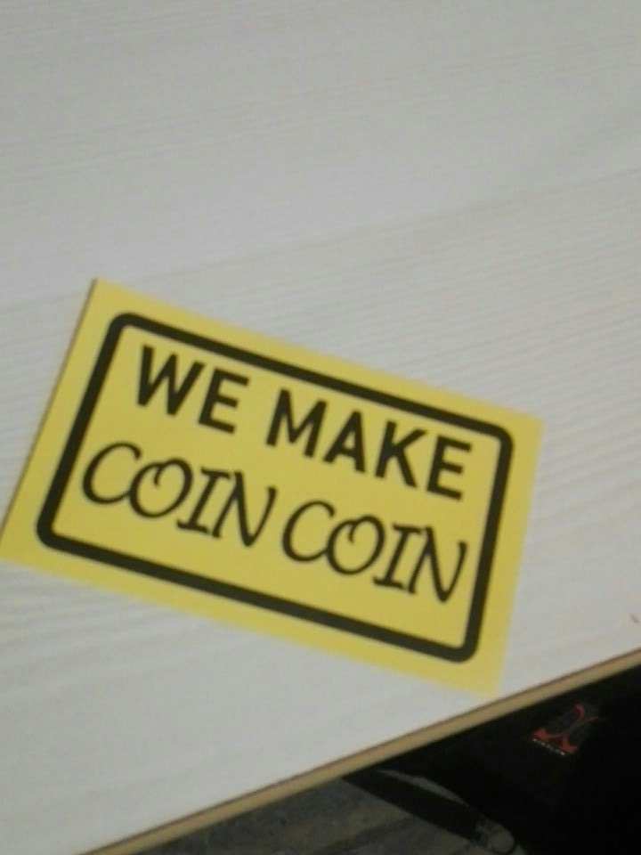 fo0_'s tweet photo. On t'aborde et on te donne ca ! Pas de doute tu es bien au #THSF2018 <3 #wemake https://t.co/uAvsY5QyOg