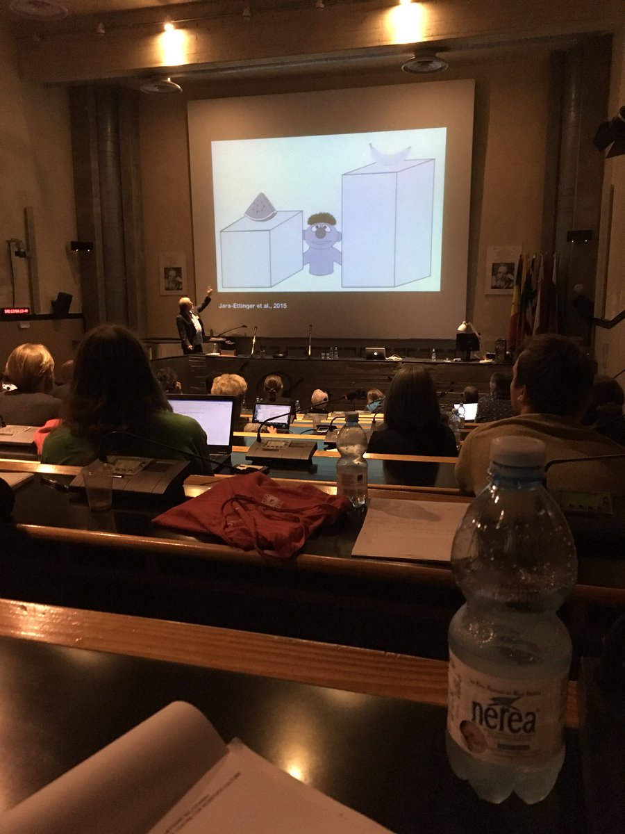 DautelJocelyn's tweet photo. Awesome talk by @paulbloomatyale today at @MajoranaEttore #whywesuffer #erice #sicily https://t.co/DrYHyF5yZN