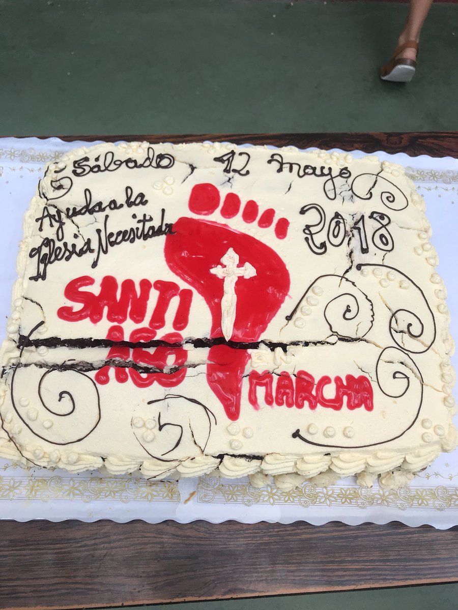Y esto para después!!! Gracias a la Herencia de Abraham que nos ha hecho esta tarta!!! <a href="/ColegioSEM/">Colegio Santiago el Mayor</a> <a href="/AyudaIglesNeces/">Ayuda a la Iglesia Necesitada</a> #12demayoenmarcha