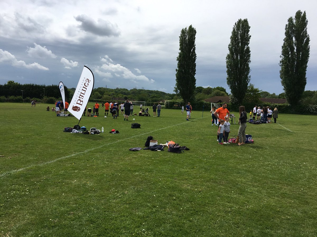 bawdyb's tweet photo. Great turn out so far. @BigBluePiggy @MLM_Group @BarnesConstrctn https://t.co/o4ori4BeFJ