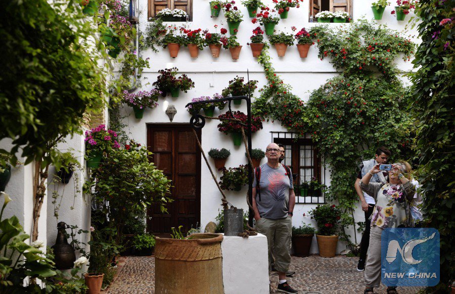 XHNews's tweet photo. Spain's #Cordoba is holding its #Courtyard Festival (#Patios2018), which will have this year's best after a competition https://t.co/mCYvrvhgrs