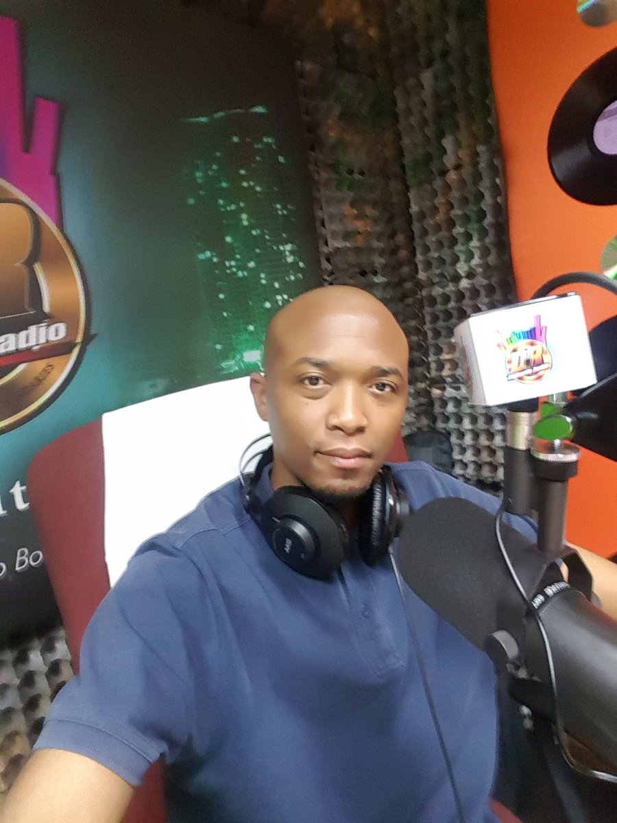 theafrioneshow's tweet photo. Its a wrap!
Thank you for tunning in and choosing us #DexterityRadio #TheAfricanismShow with @fortunekighlex 
Lets do dis again next week #Saturday 10-12pm CAT 
Let's  support #AfricanInitiatives
#DoYourPart
#AfricaMonth 
#AfricanCollaboration 
#ADARAAWARDS2018 
#WorldNursesDay https://t.co/qScLYogdEK