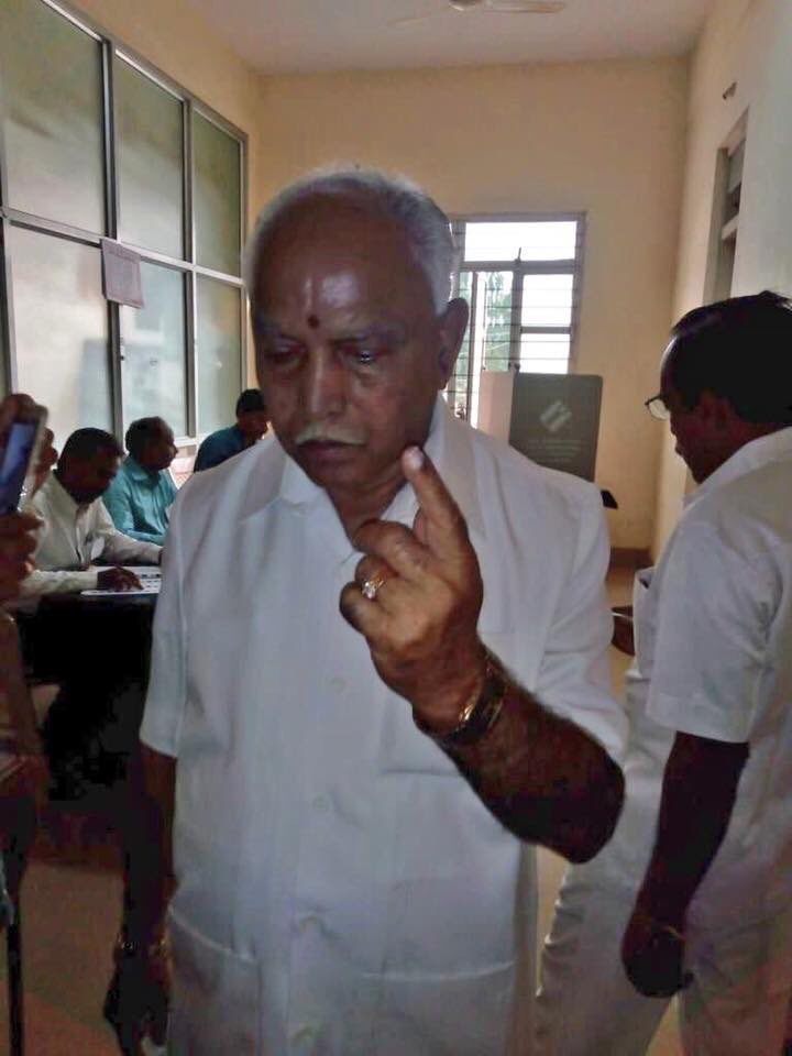 beindiya's tweet photo. #KarnatakaDefeatsBJP.                 ANY Doubt that BJP has lost Karnataka?? @siddaramaiah @rssurjewala @priyankac19 @RahulGandhi @divyaspandana PLEASE SEE PICTURE BELOW ‼️😱👇👇 https://t.co/p0y2jecjHM