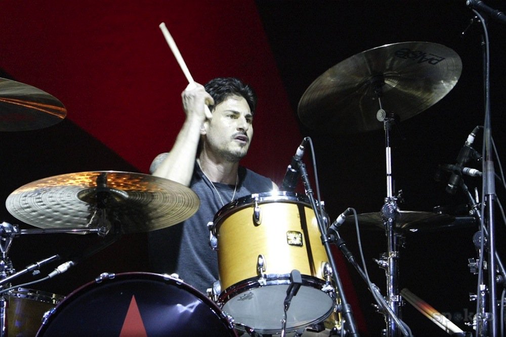 BeatitInfo's tweet photo. https://t.co/P6KBsAduF7 Did all the RATM- and pearljamologists our there know about this? (Photo author unknown) @RATM @PearlJam @PaisteNation @gretschdrums https://t.co/jo7qf4X9DY