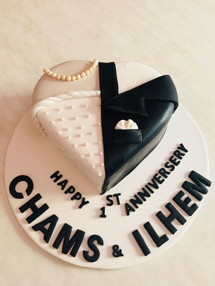 ChrissyAlaya's tweet photo. 1st anniversary 😍😍 Already a year 💜💙💙💛🧡🧡❤️❤️💕💗 https://t.co/fnxgmqLTq3