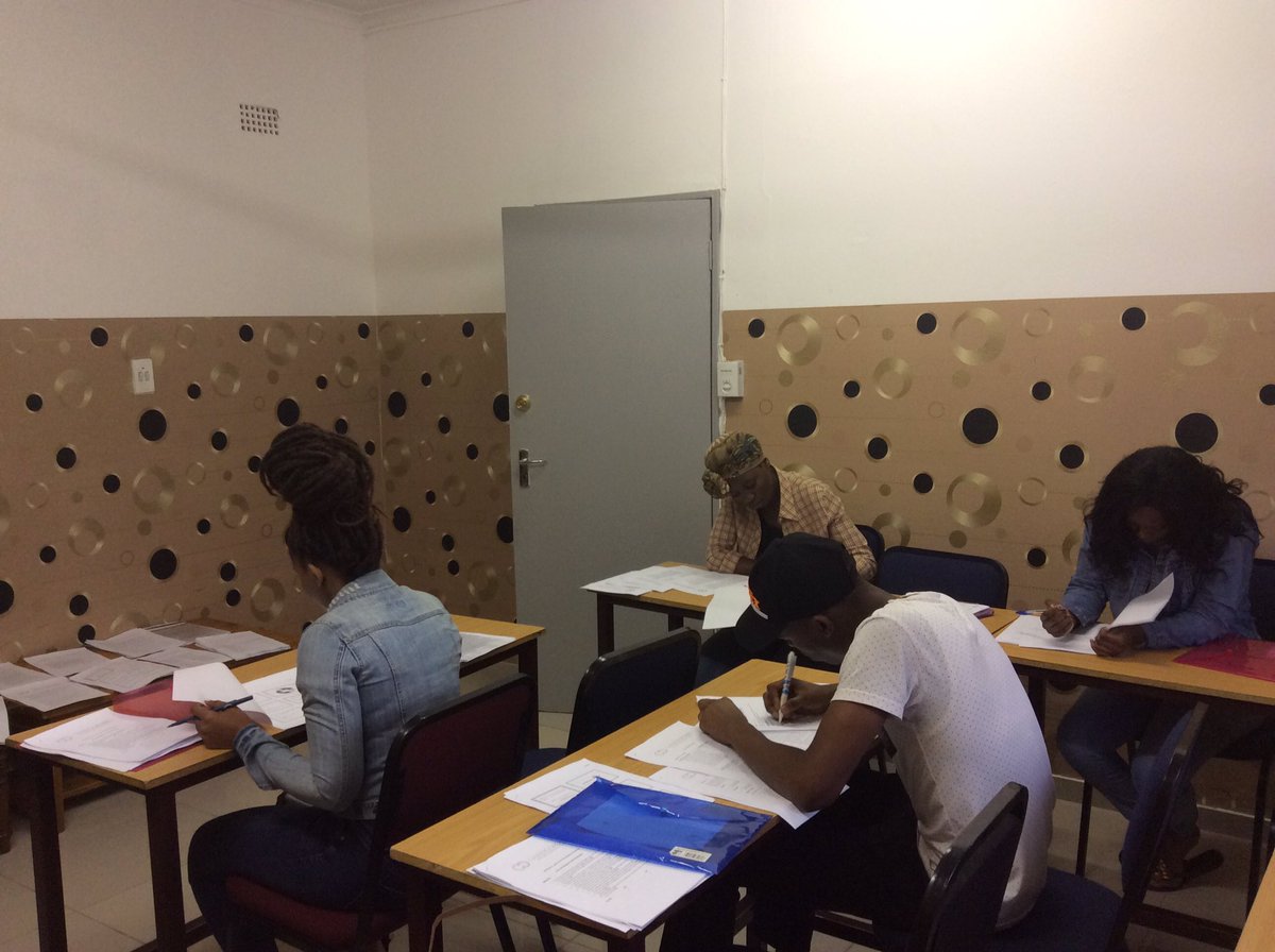 careercoachbw's tweet photo. Are you trying to find yourself?
Want to work on your confidence?
Do you want to network?
Want to work on your public speaking?
Are you looking for an accountability partner?
Enrol now for #SelfMastery #CareerDevelopmentPlanning #PublicSpeaking coaching programs. https://t.co/vGOYdcCEqx