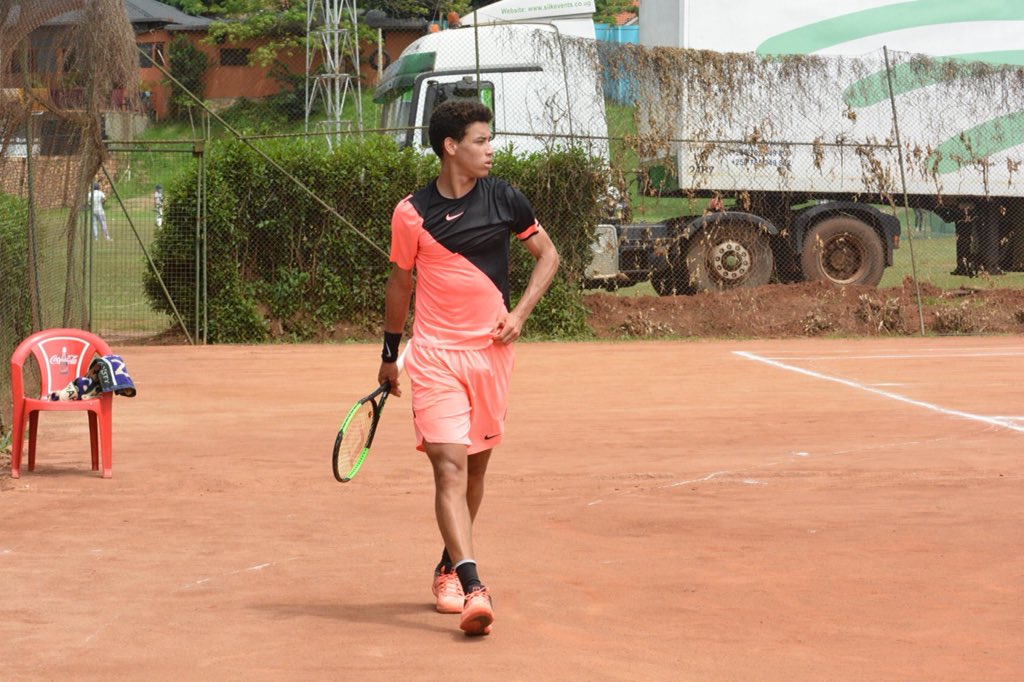 UgandaTennis's tweet photo. LIVE
✅Loffhagen🇬🇧 def. Bojanovic🇧🇦(6-2 7-5)

Doubles Semis Next

#Futures2🌍
#UGProCircuit2018🎾 https://t.co/KRK2UOr8yl
