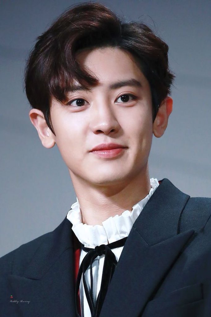 จงอวยชานยอลให้มากกว่าที่พี่เขาอวยตัวเอง tweet media