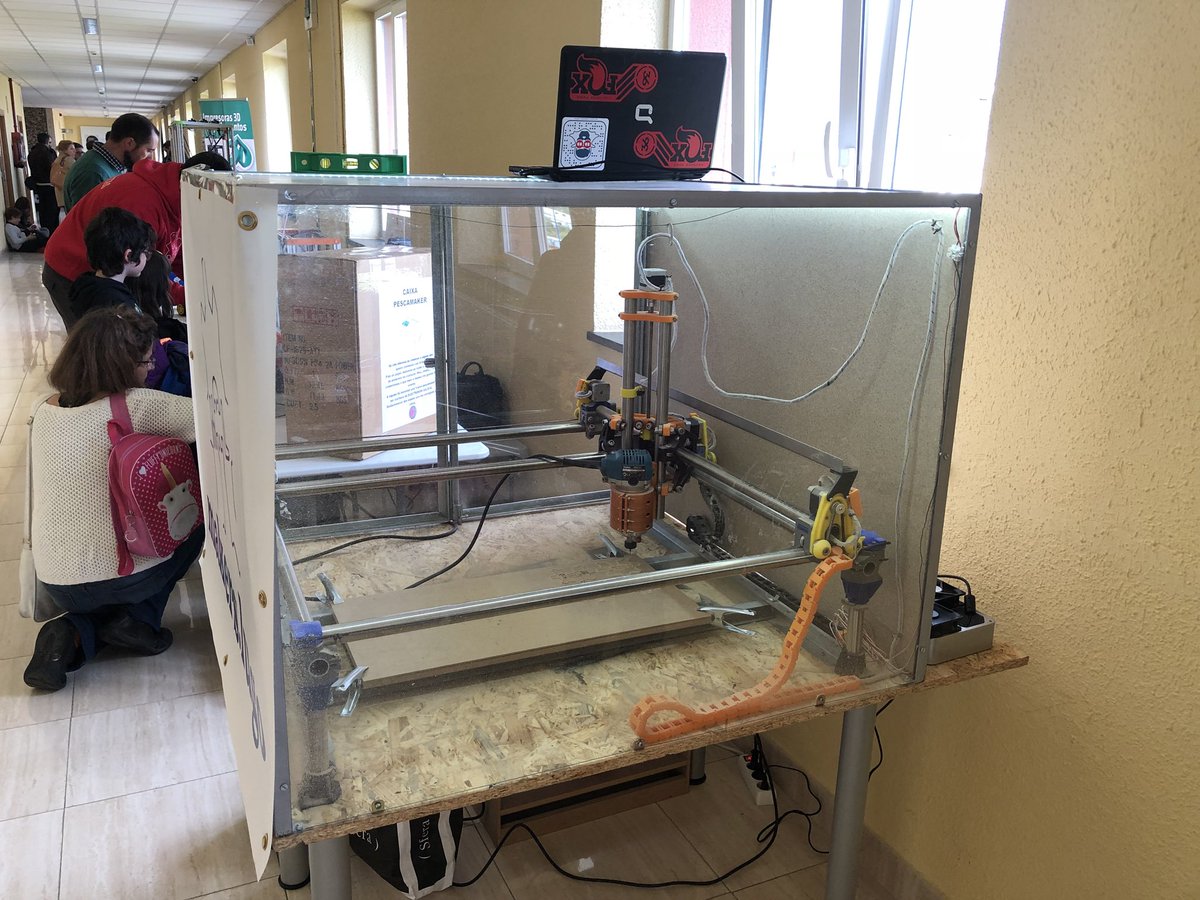 joselopez_ga's tweet image. Tremenda CNC #ArduinoDay2018 @makerslugo @ArduinoDayLugo