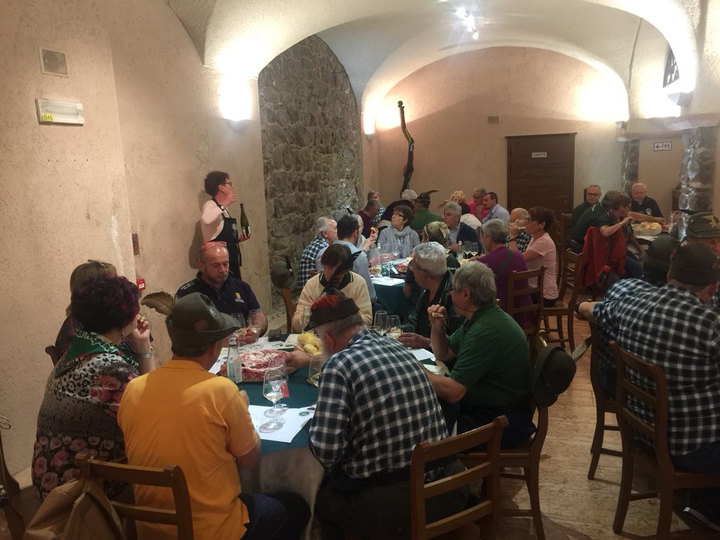 VinoDolomiti tweet media