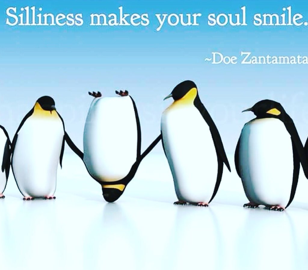 RDPSportMedia's tweet image. May you find lots of smiles and a some time to just let loose and be a little silly...today!
😉
#proverbs1722 #proverbs1513 #smile #doezantamata #morningthoughts #positivity #donttakeyourselfsoseriously