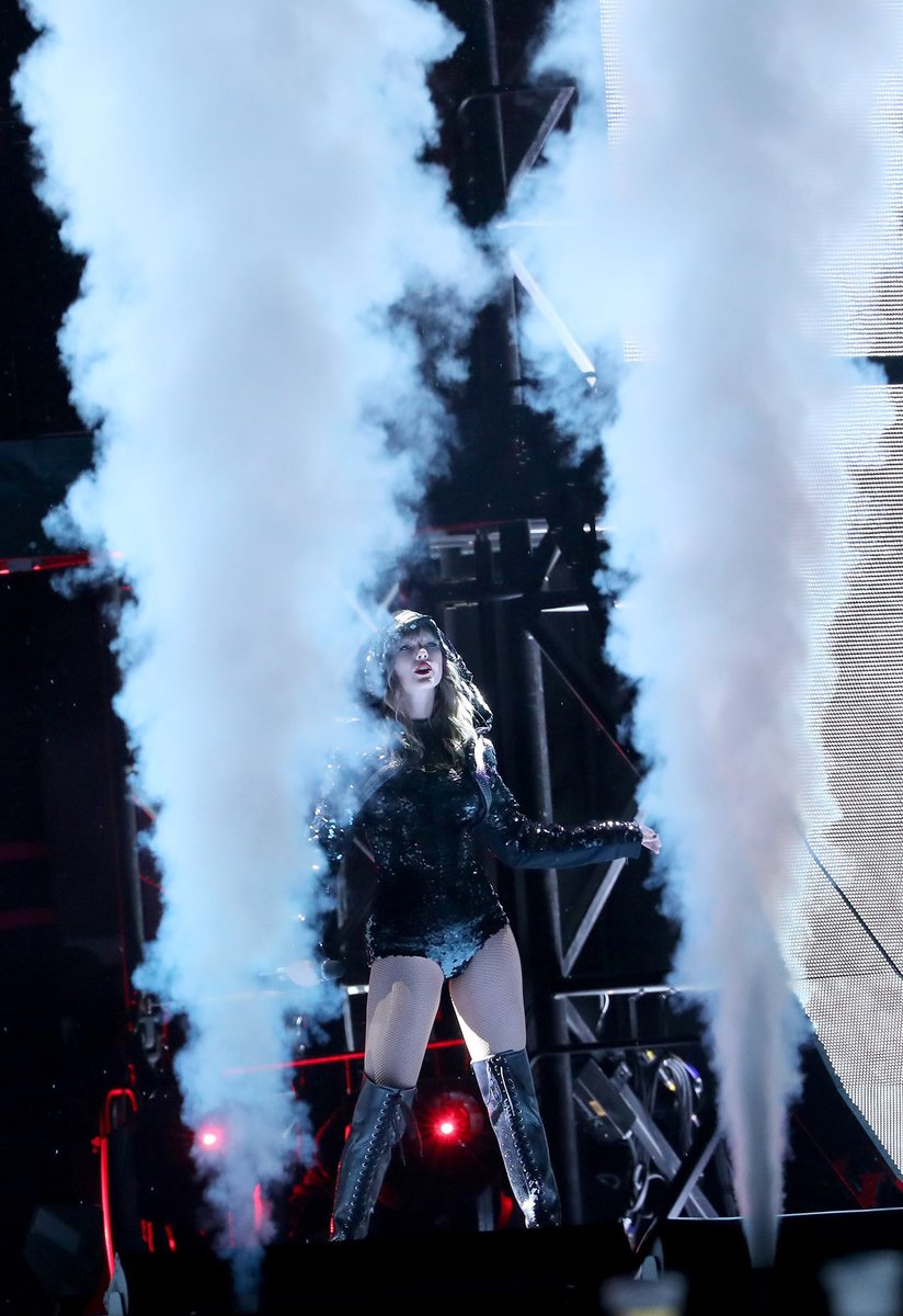 skyfilledswift's tweet image. I just