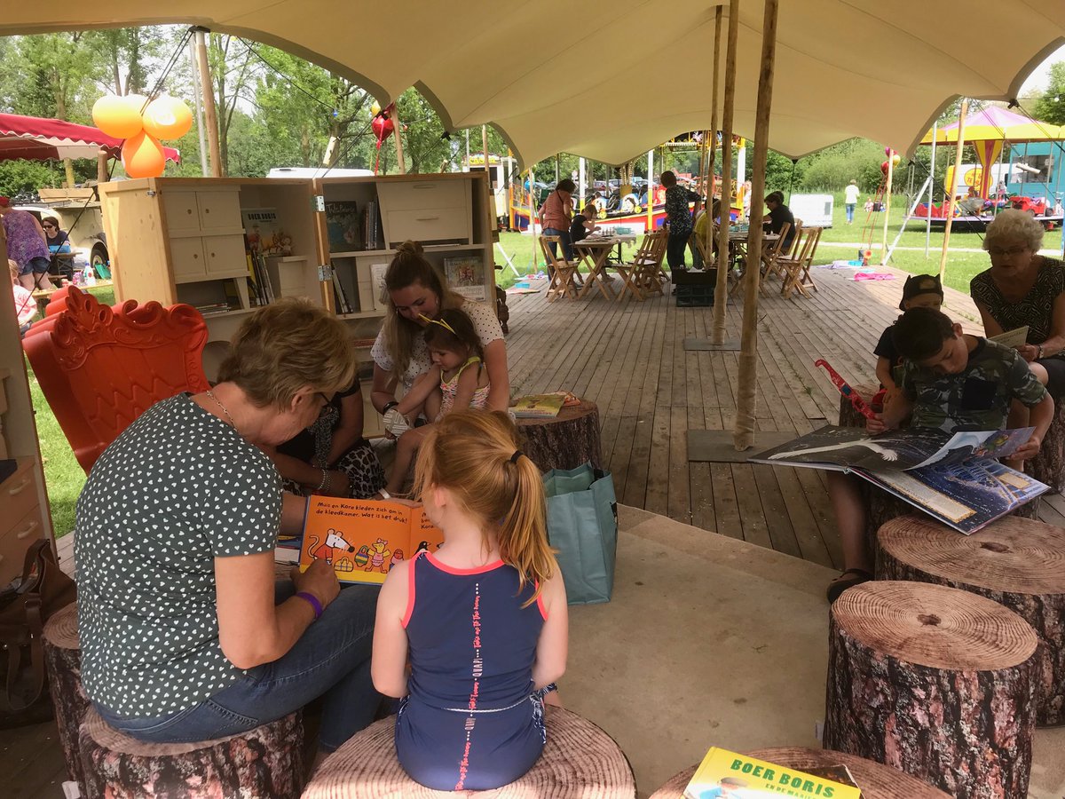 Gezellig voorlezen <a href="/BuitenBlik/">BuitenBlik</a> @zevenaar