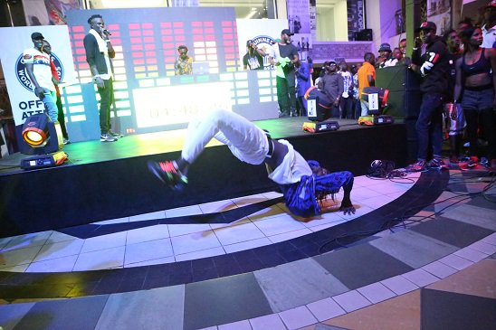 djmixathon2018's tweet photo. @ProfOsinbajo good day sir, on the 22nd of April 2018 Nigerian DJs gathered at the silverbird galleria to set a new world record for The Largest Club Dejay Relay marathon. Against all odds, we successfully beat the previous record of 147 DJs set by Australian DJs... https://t.co/N3E1tUJIHf