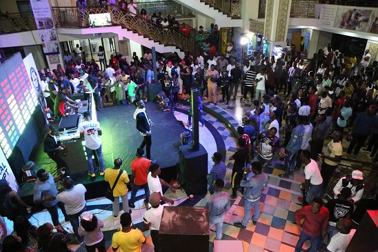 djmixathon2018's tweet photo. @ProfOsinbajo good day sir, on the 22nd of April 2018 Nigerian DJs gathered at the silverbird galleria to set a new world record for The Largest Club Dejay Relay marathon. Against all odds, we successfully beat the previous record of 147 DJs set by Australian DJs... https://t.co/N3E1tUJIHf