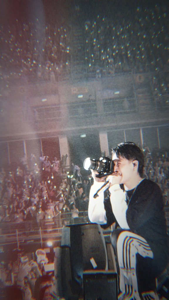 ppraeeeee's tweet photo. 110518 I just cant wait for #photobyjb exhibition 🤩 มีเวลานั่งแต่งรูปแล้วววววววว❤️❤️❤️❤️ ที่สุดของที่สุดของที่สุดดดดดดด #jb  #Jaebeom #갓세븐 #EYESONYOUINBANGKOKDAY1 #EYESONYOUINBANGKOK https://t.co/dh7YUs3tGs