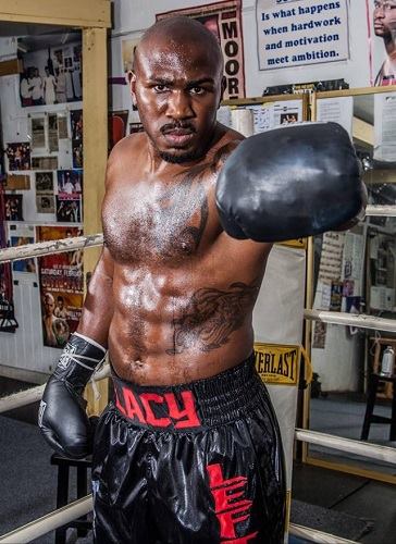 Happy Birthday to World Champion Jeff Lacy  . 